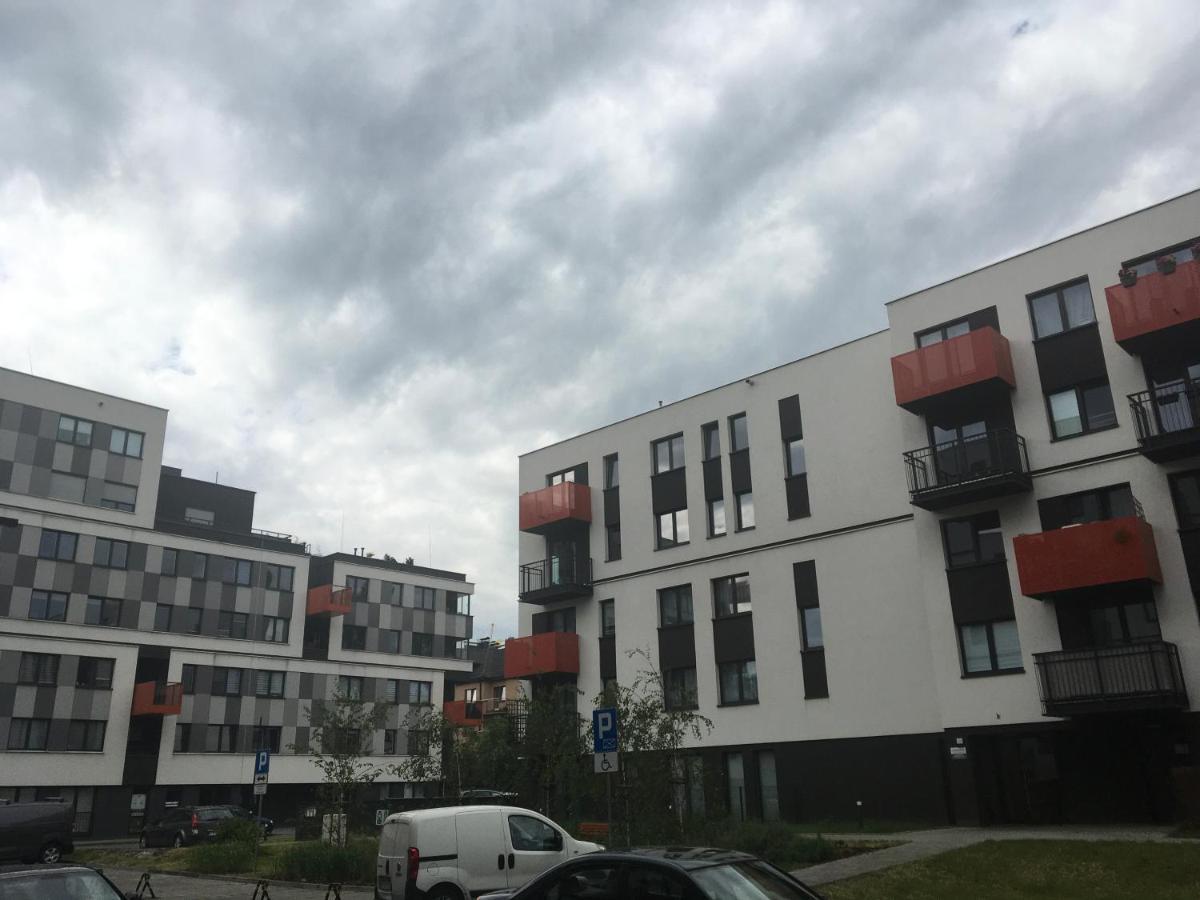 Sky One Apartment คราคูฟ ภายนอก รูปภาพ
